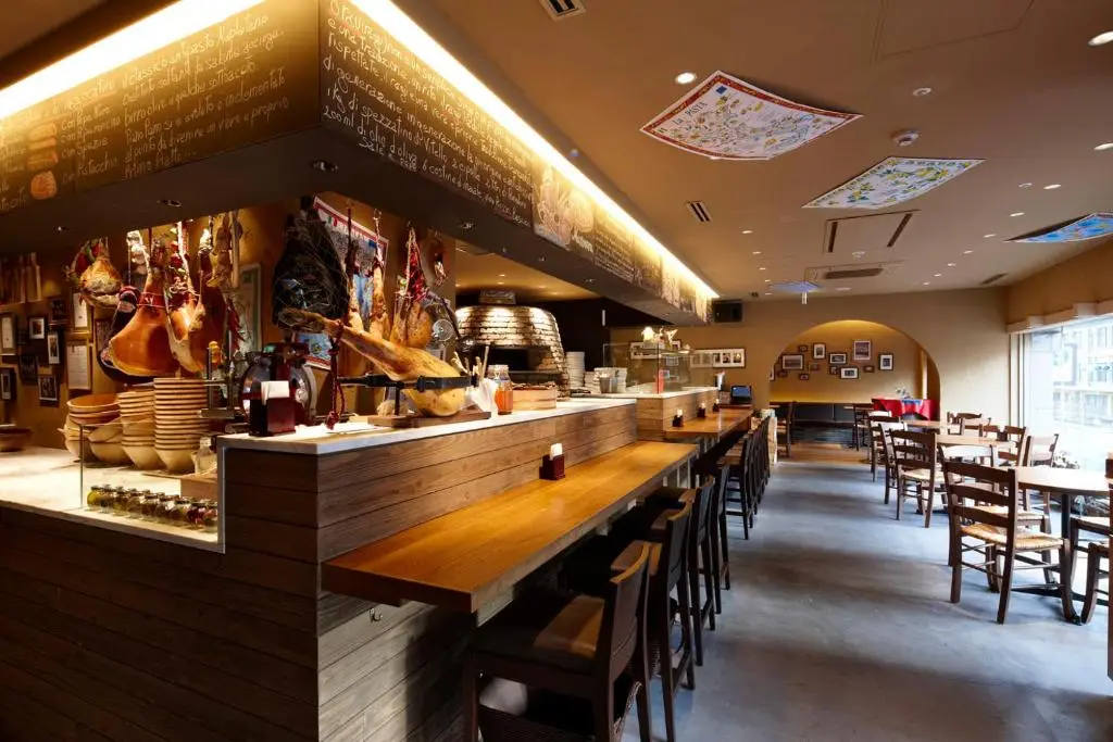 the b ikebukuro (The b-池袋) 餐廳