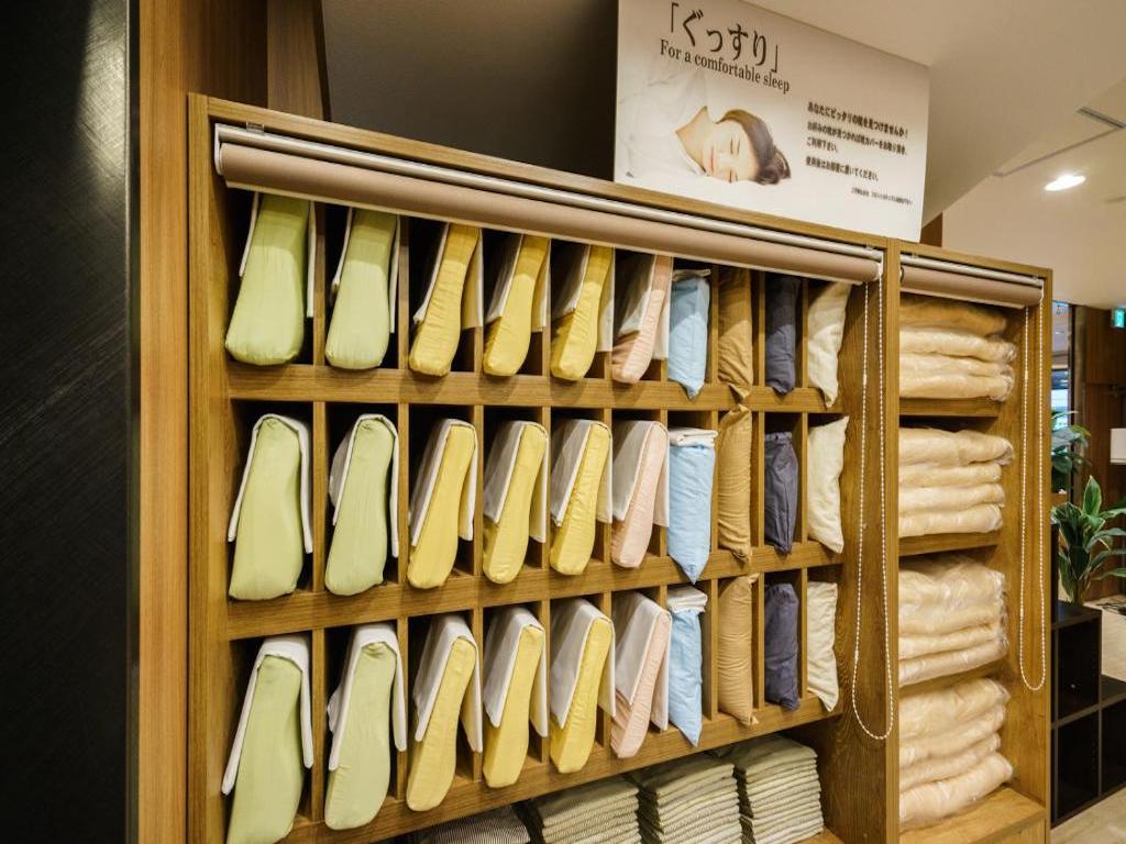 Super Hotel Ikebukuro-Eki Kitaguchi (超級酒店 – Lohas池袋站北口) 枕頭棉被自選